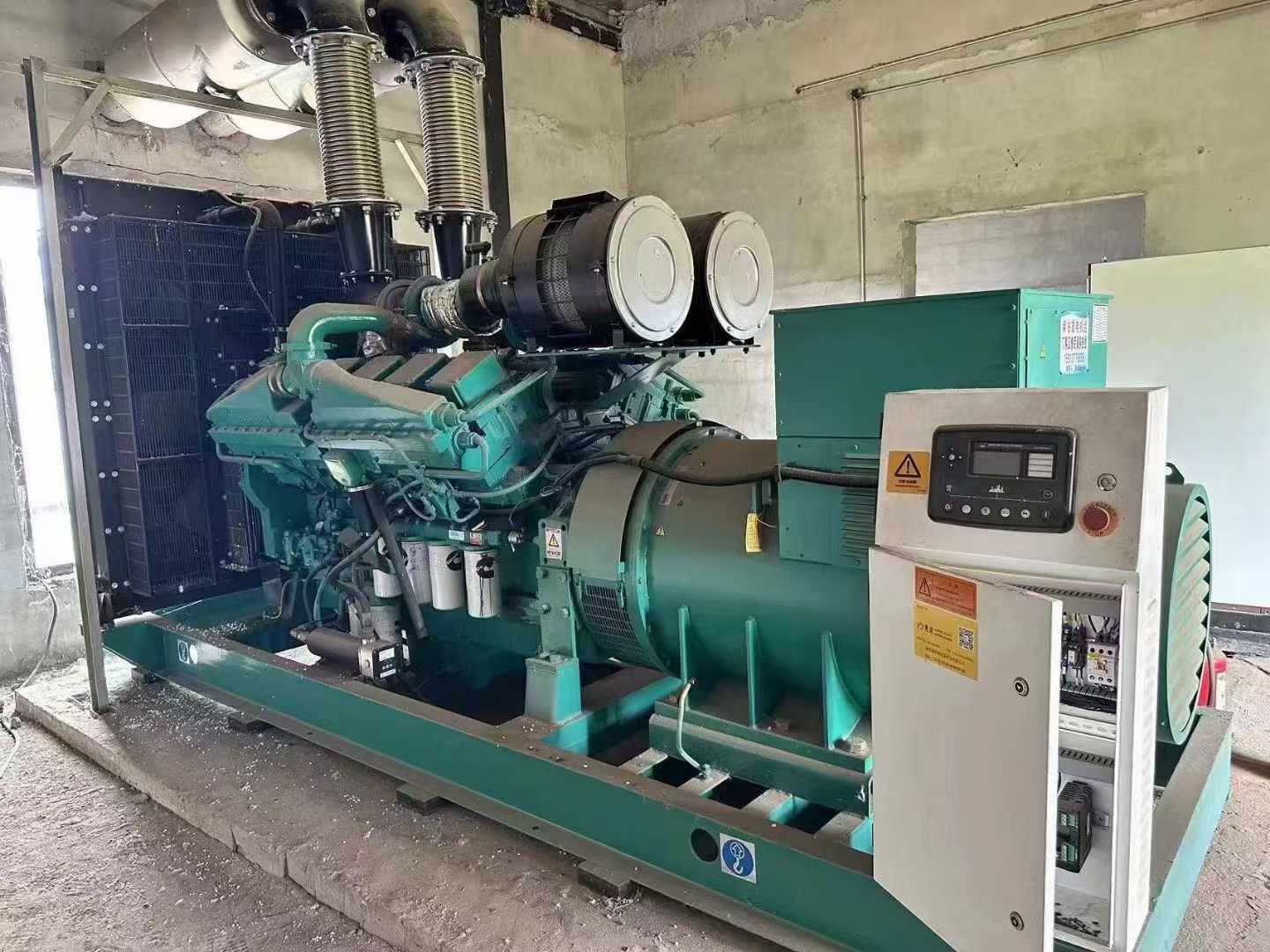 玉门无功补偿装置的性能评估需要考虑哪些因素？